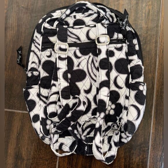 🖤 Vera Bradley Backpack in “Night & Day” Floral — Classic Quilted Cotton - Picture 3 of 13